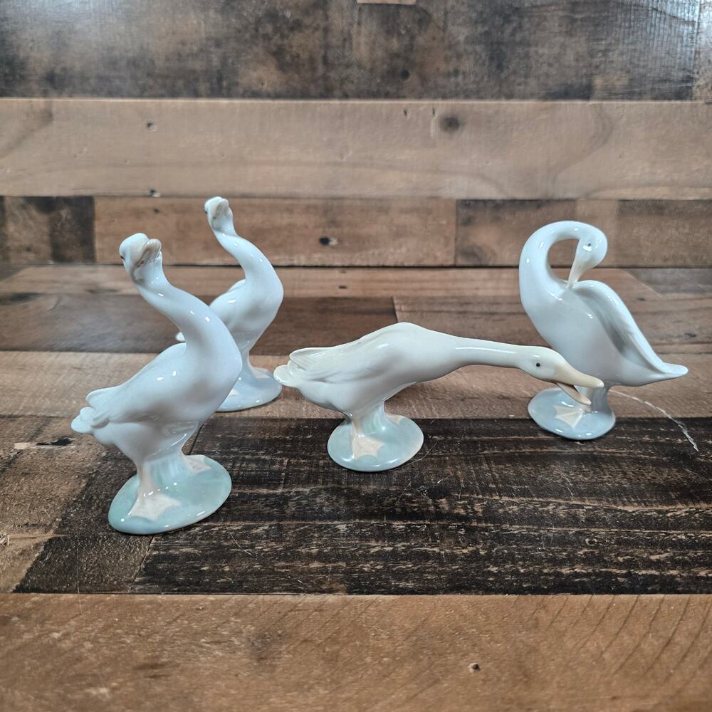 Lladro Little Duck Figurines - Set of 4 - Perfect Condition!